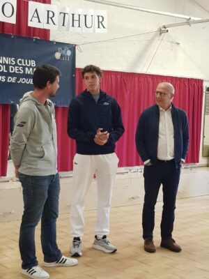 Lire la suite à propos de l’article RETOUR EN IMAGE – RENCONTRE AVEC ARTHUR CAZAUX | SAMEDI 10 FEVRIER